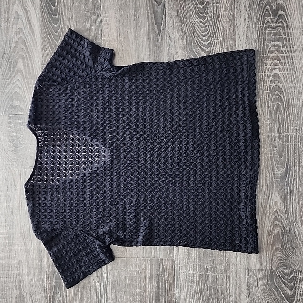 🦇 Zara Textured Knit Tee 🦇 - Picture 2 of 2